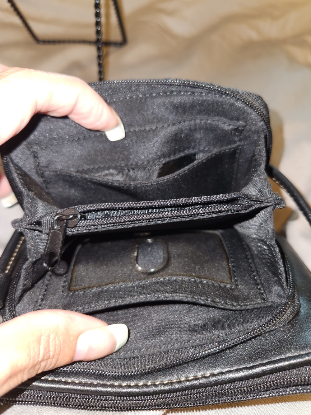 Nine West Black Wallet - Picture 7 of 8